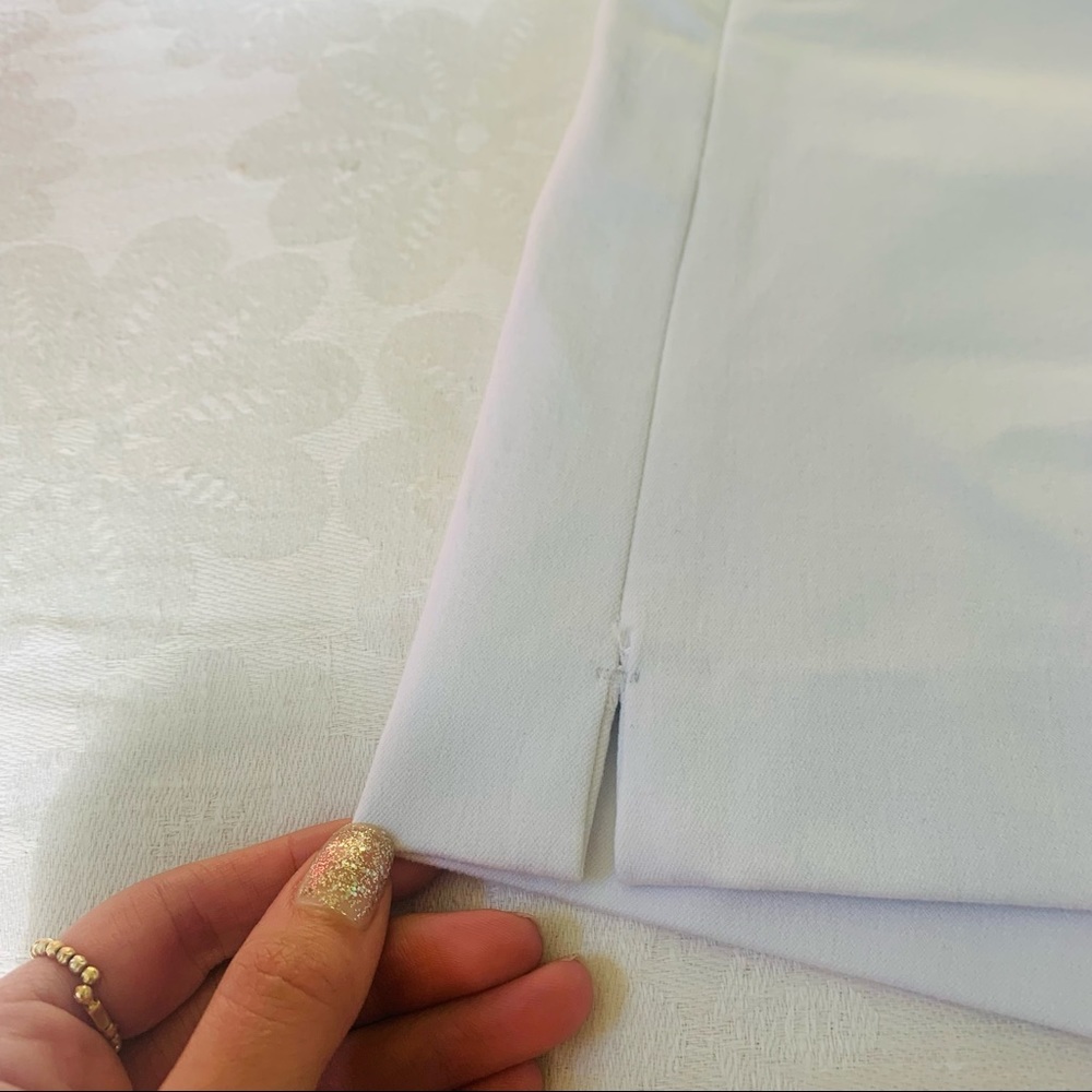 NWT Spanx On the Go 6" Shorts with Silver Lining Technology XS - Picture 8 of 10